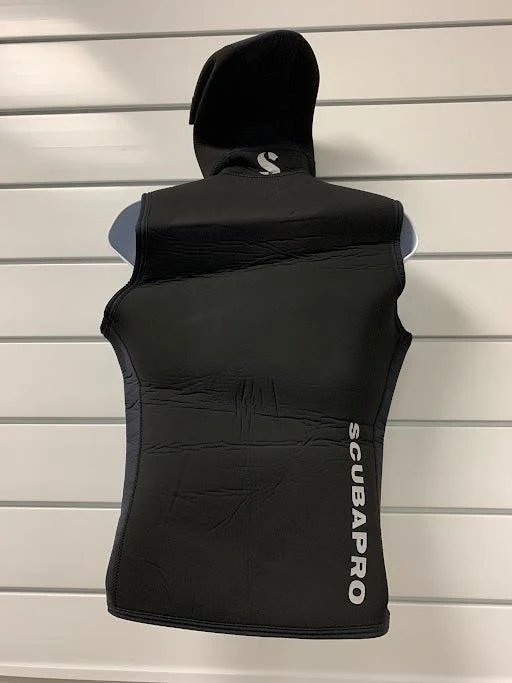 Used Scubapro Hooded Vest 5mm - Image 2