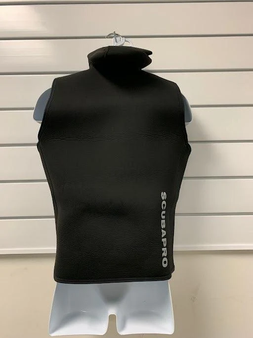 Used Scubapro Hooded Vest 5mm - Image 5