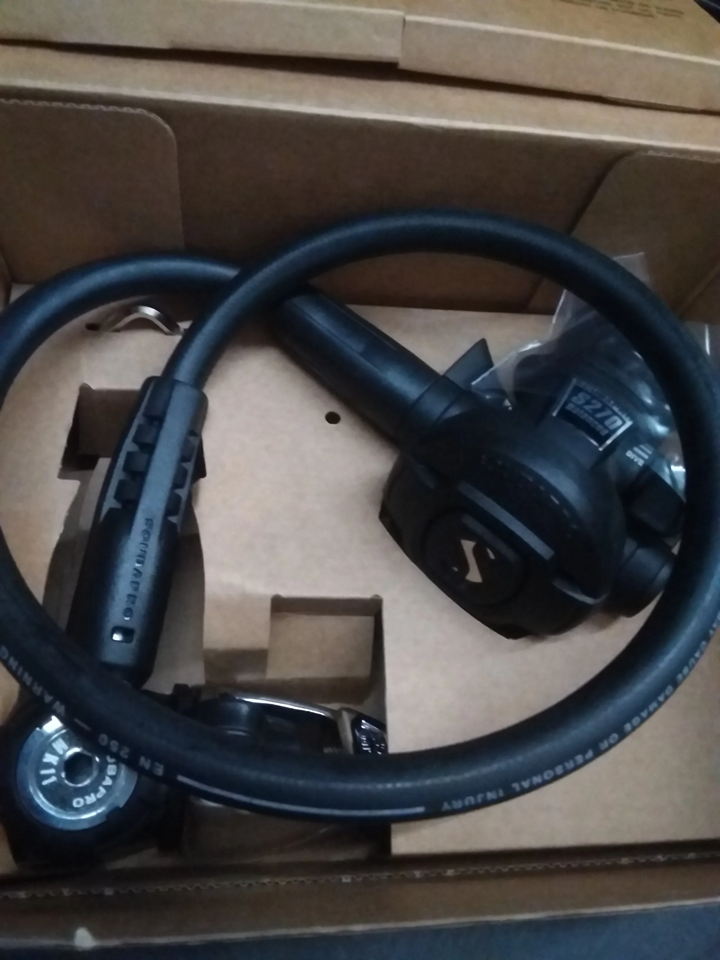 Used Scubapro MK 11/S270 - Image 2