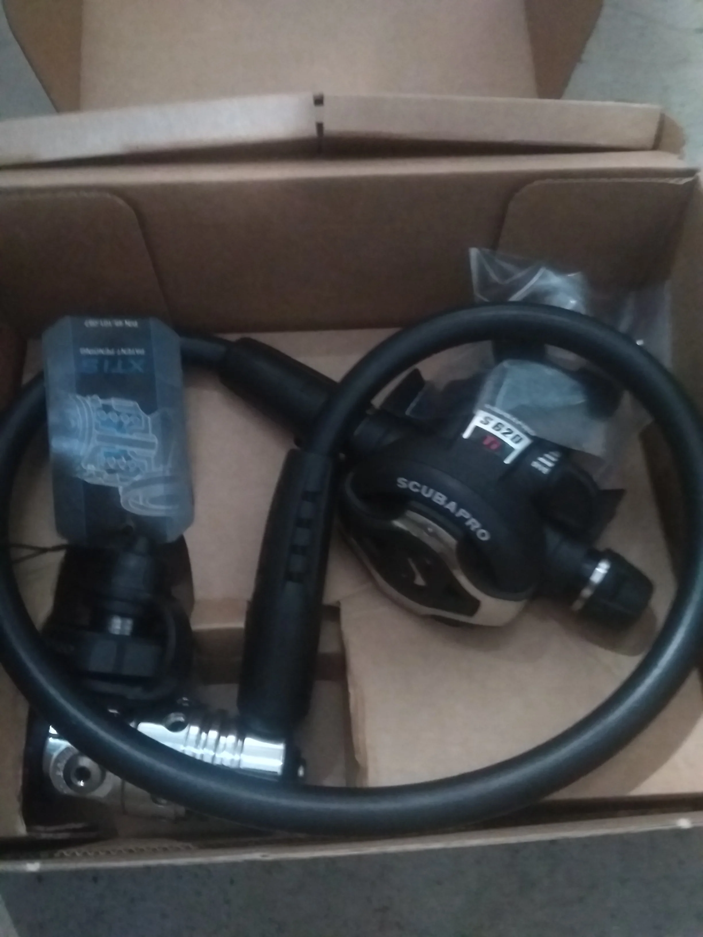 Used Scubapro MK25 EVO DIN 300/S620 TI DIVING REGULATOR SYSTEM - Image 2