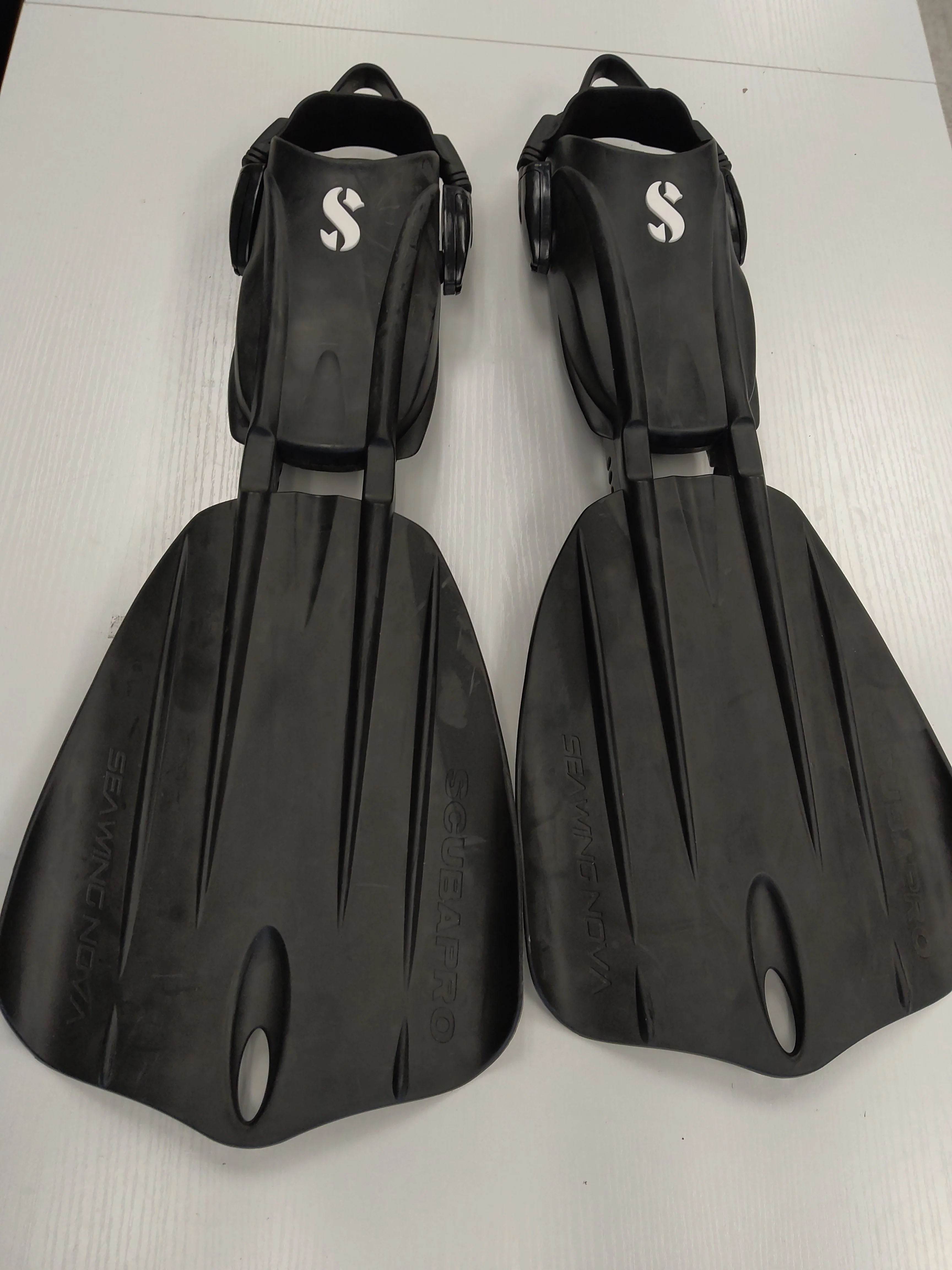 Used Scubapro Seawing Nova Fins - Image 7