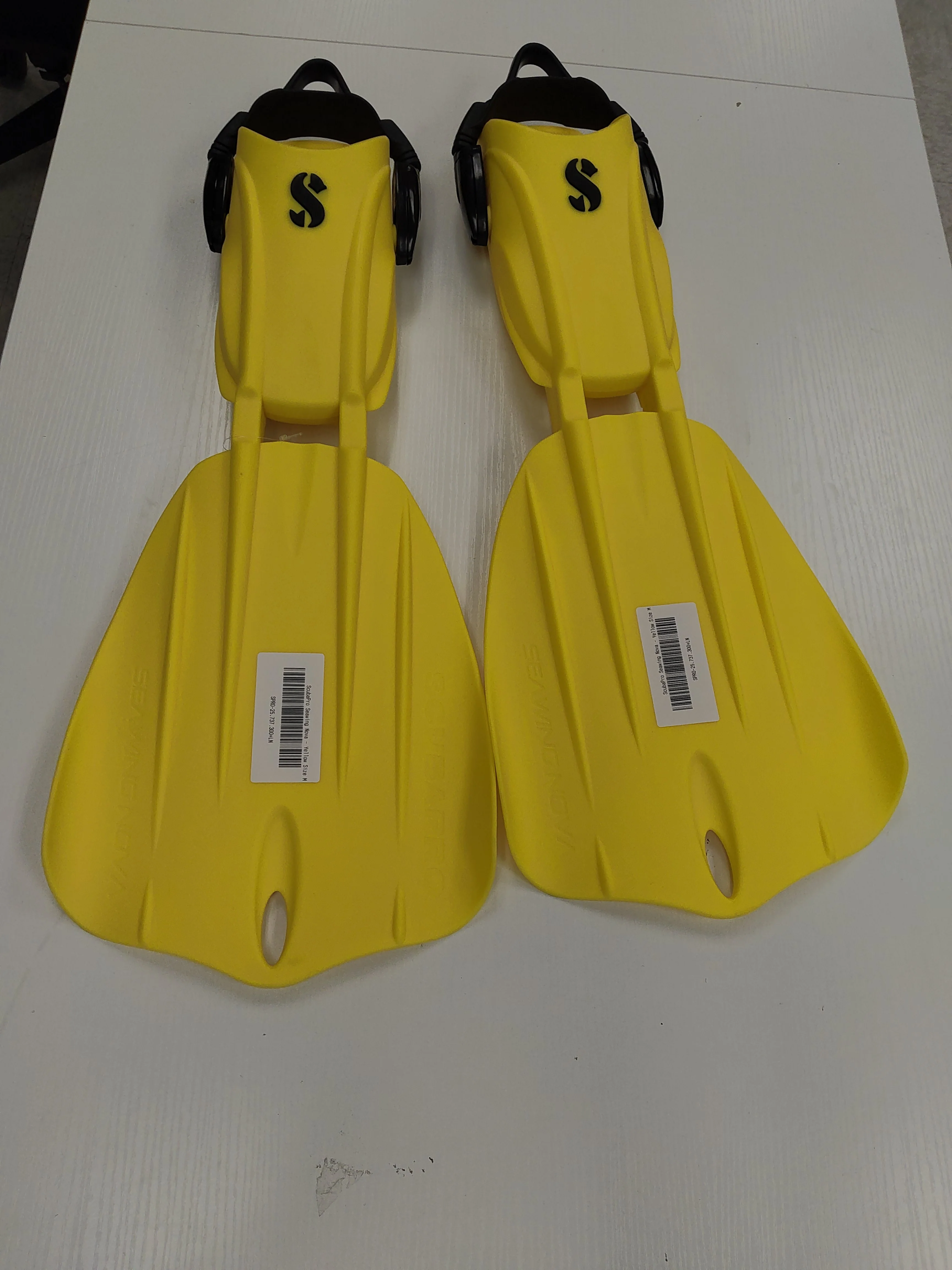 Used Scubapro Seawing Nova Fins - Image 9