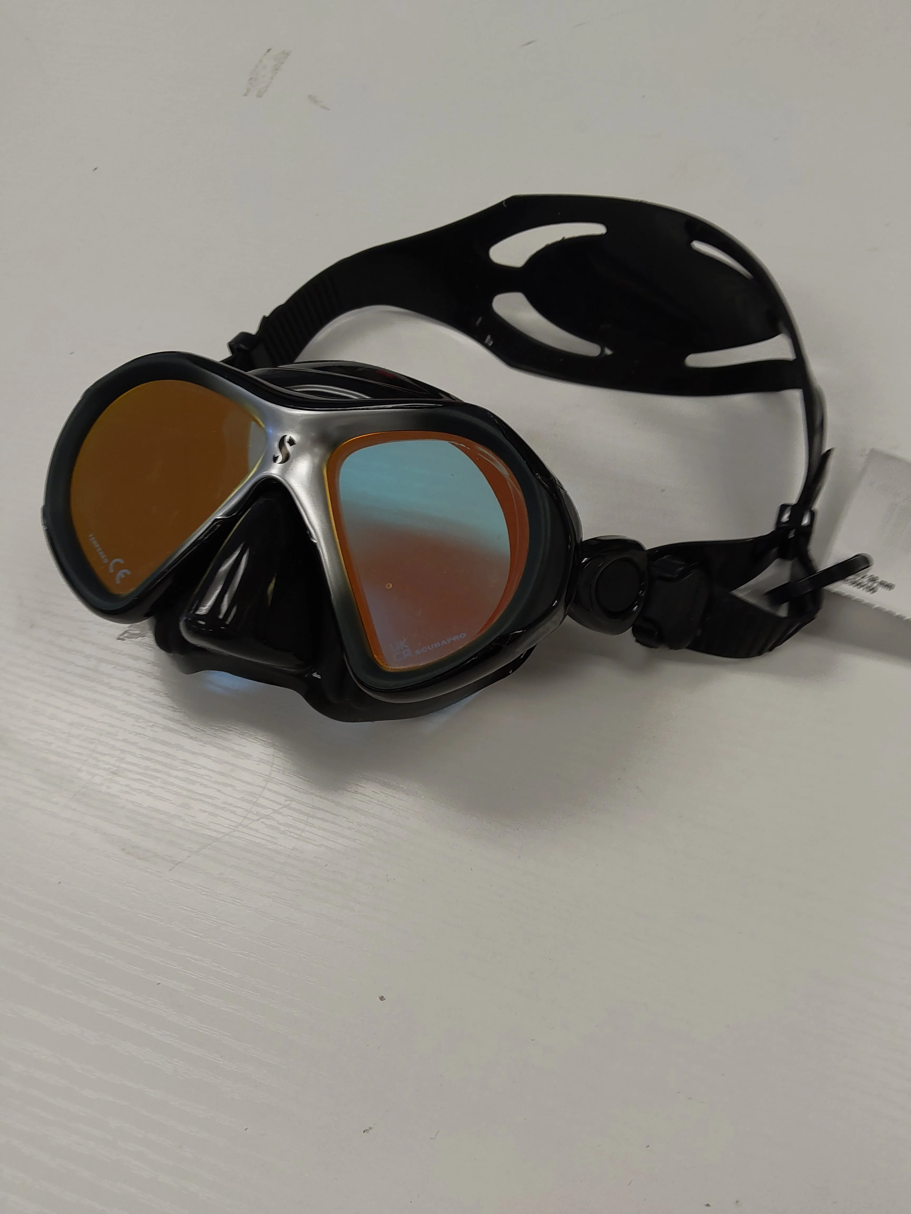 Used Scubapro Spectra Mini Two Window Dive Mask - Image 9