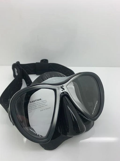Used Scubapro Synergy 2 Twin w/ Comfort Strap