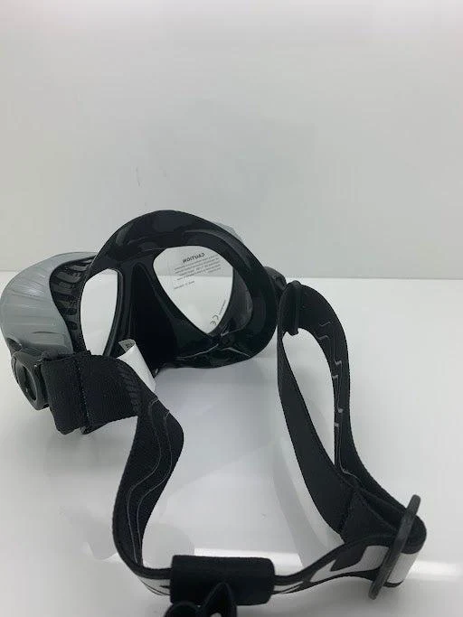 Used Scubapro Synergy 2 Twin w/ Comfort Strap - Image 2