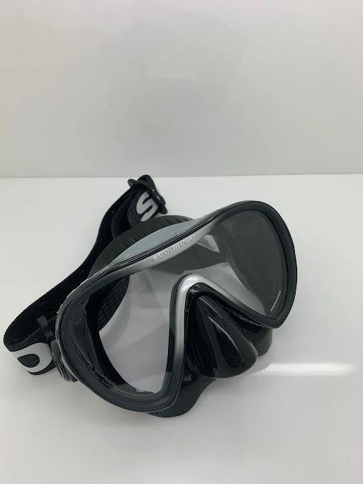 Used Scubapro Synergy 2 W/Comfort Strap - Image 3