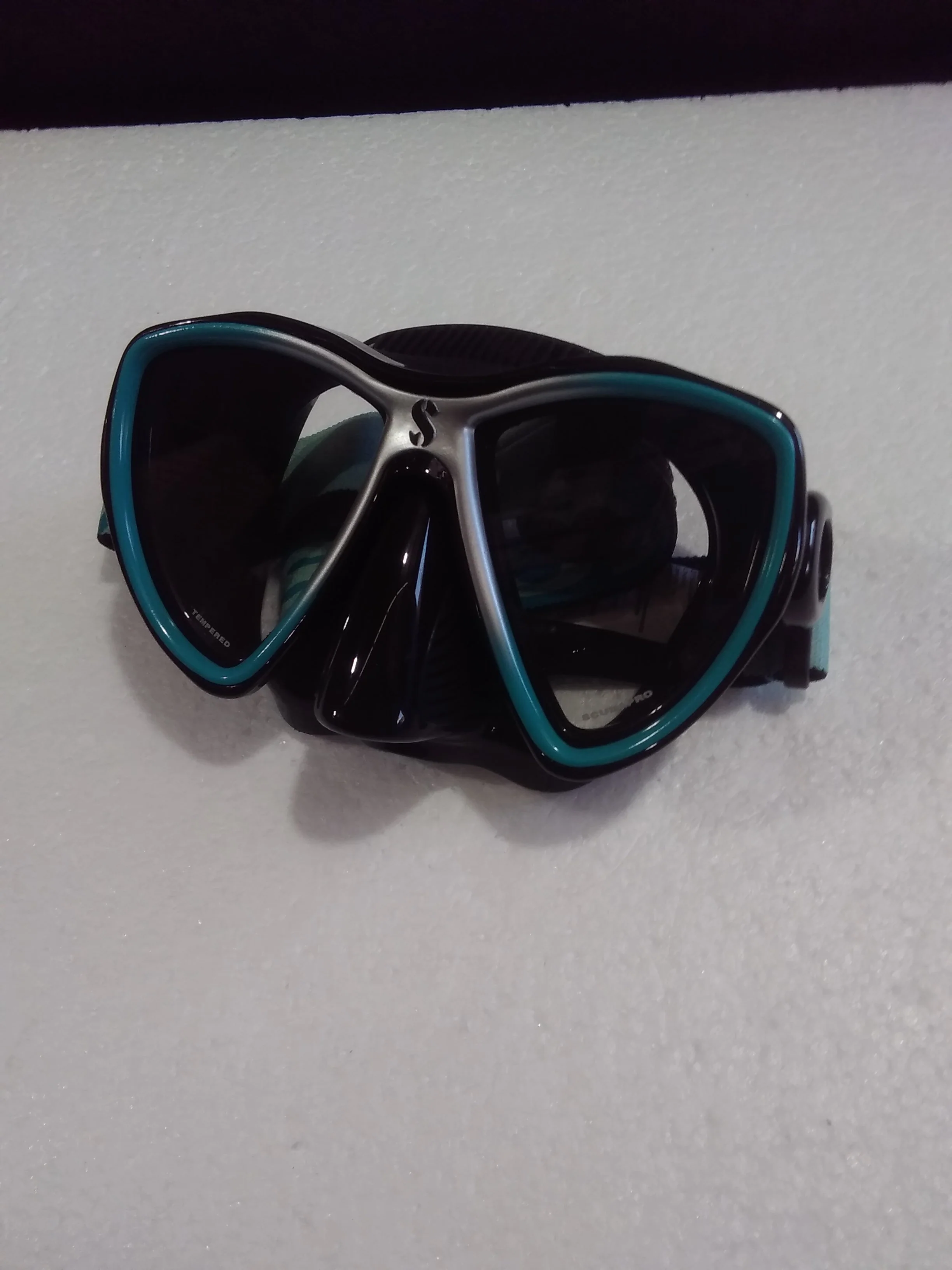 Used Scubapro Synergy Mini Dive Mask W Comfort Strap - Image 2
