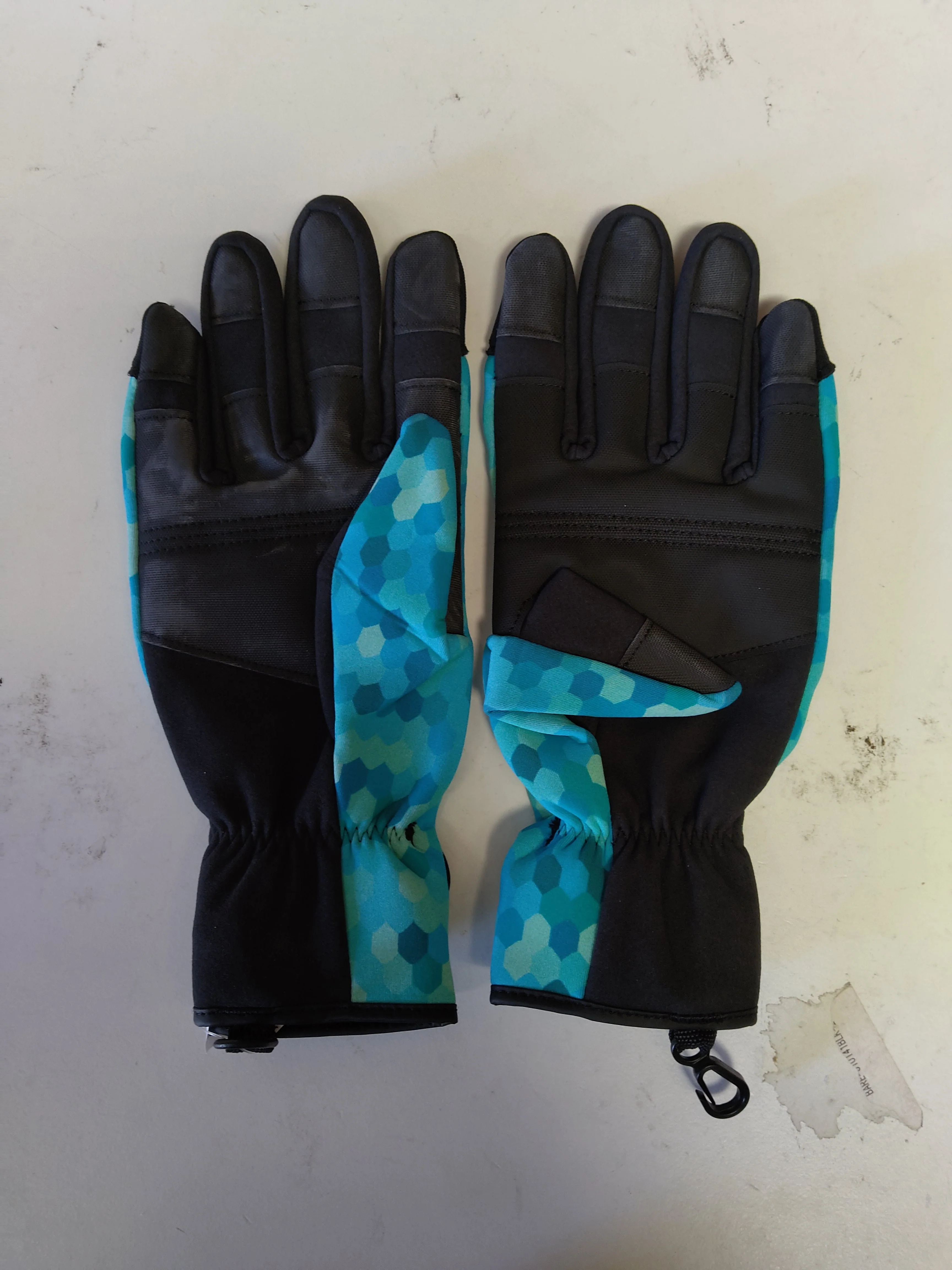 Used Scubapro Tropic 1.5mm Dive Glove - Image 11