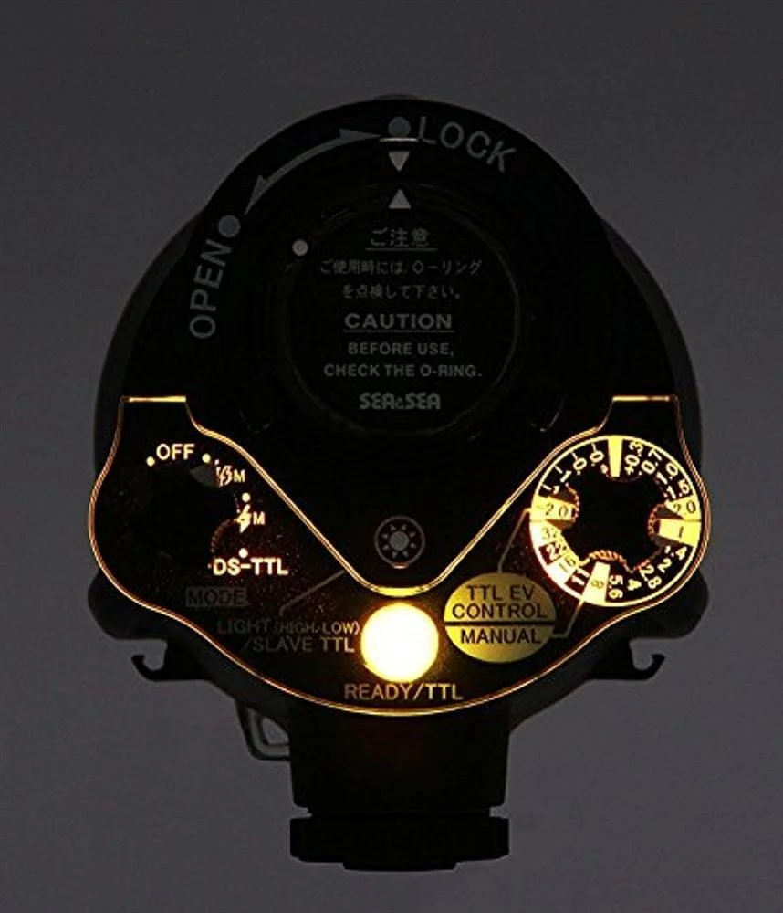 Open Box Sea and Sea YS-D2J Underwater Strobe - Image 7