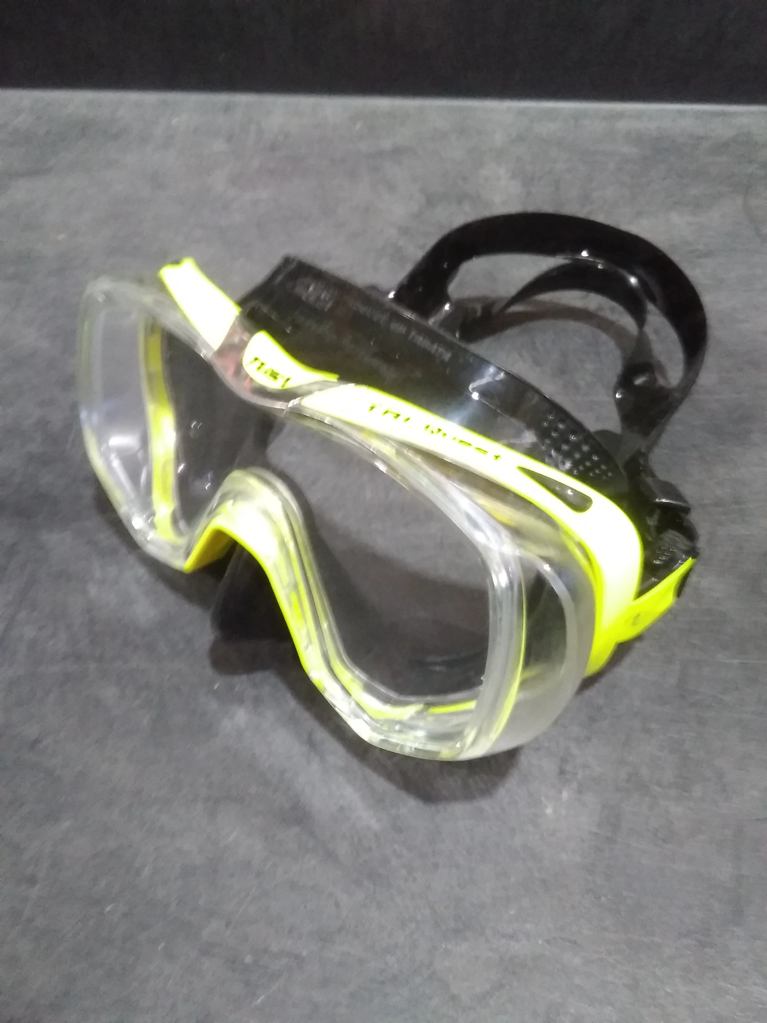 Open Box TUSA TRI-QUEST MASK - Image 6