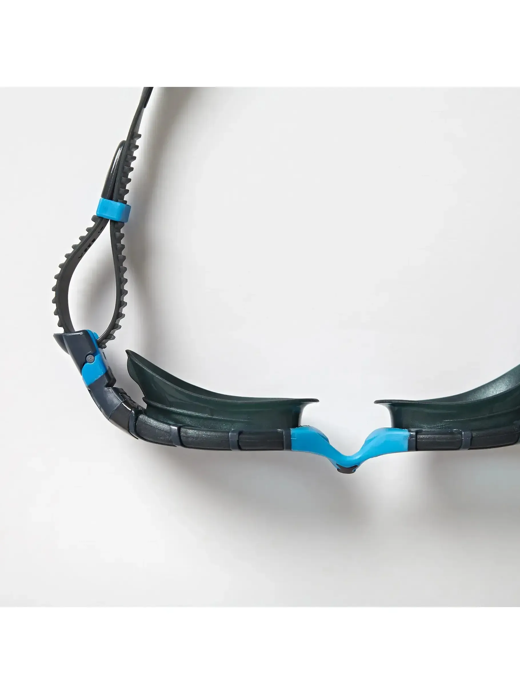 Zoggs Predator Flex Swimming Goggles Adult - Image 4