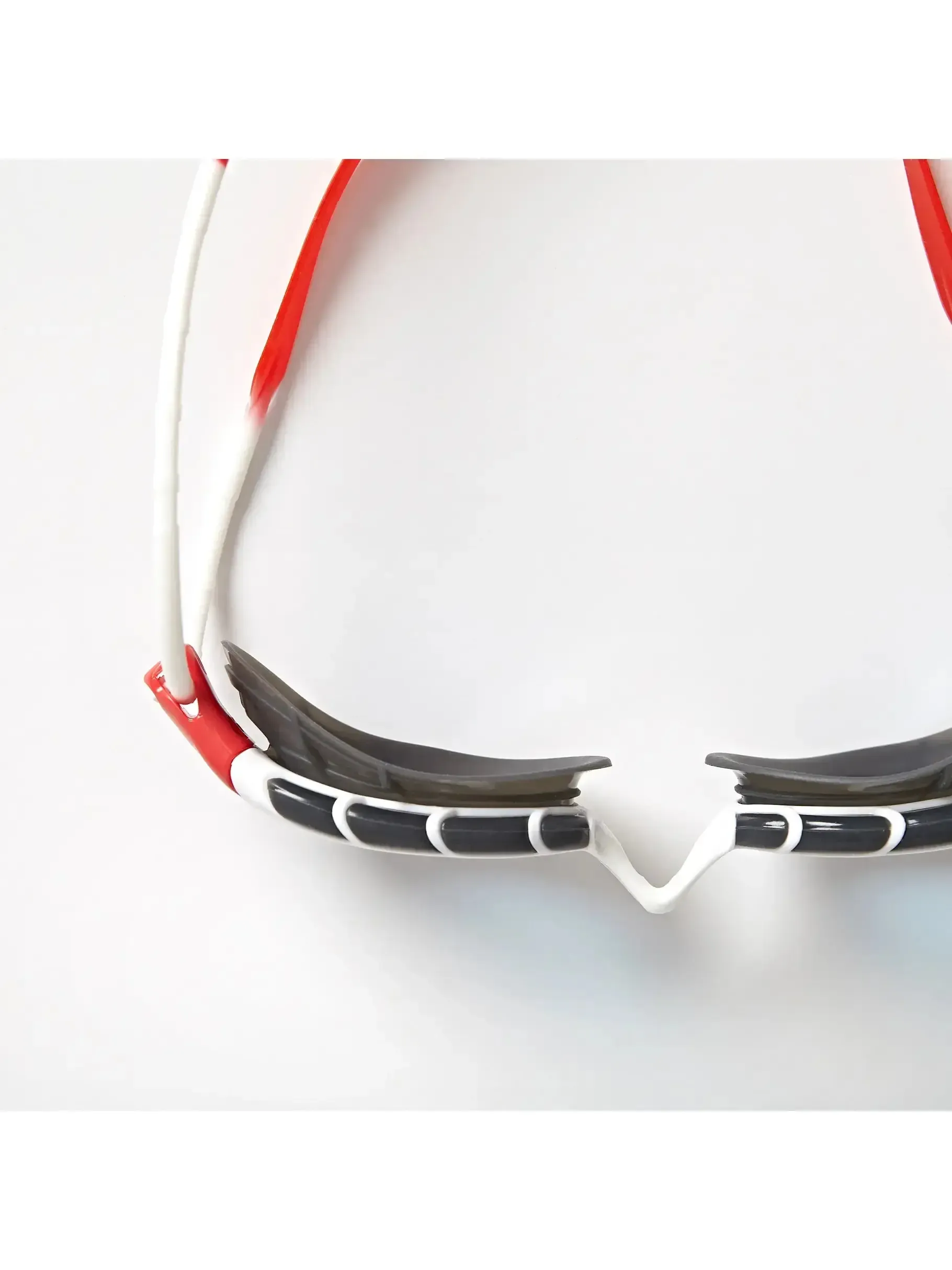 Zoggs Predator Swim Goggles Clear Lens Pulley Strap System - Image 15